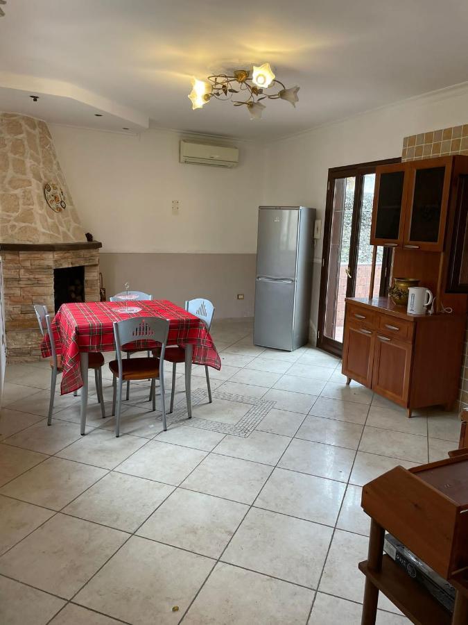 Apartamento La Casa Di Mamma Nápoles Exterior foto
