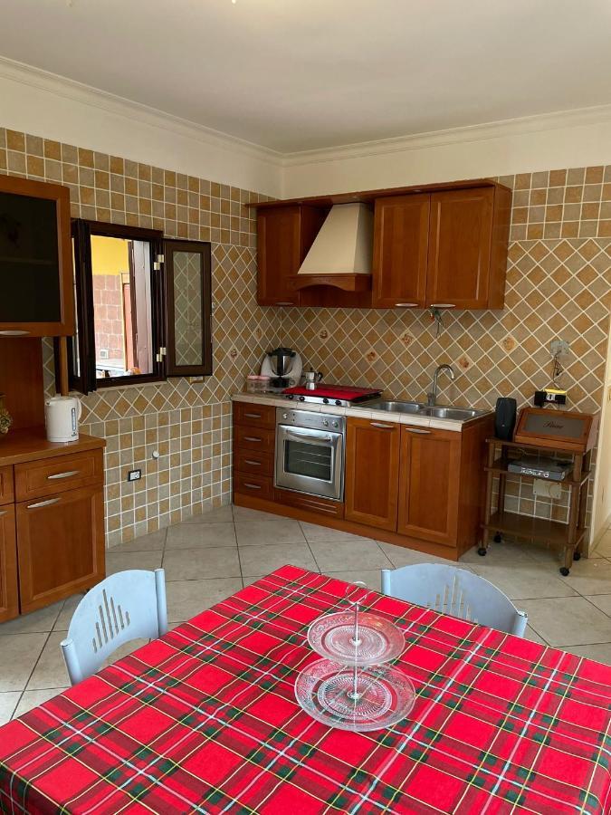 Apartamento La Casa Di Mamma Nápoles Exterior foto