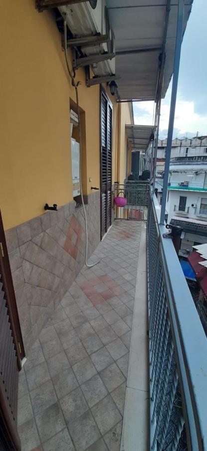 Apartamento La Casa Di Mamma Nápoles Exterior foto